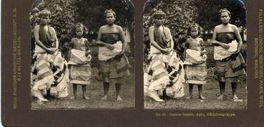 ["Samoa-Inseln. Apia. MÃ¤dchengrÃ¼ppe."]