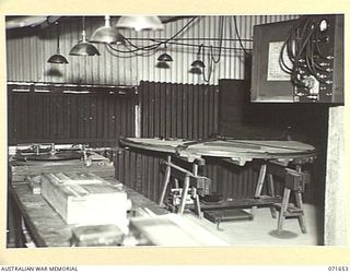 PORT MORESBY, NEW GUINEA. 1944-03-28. THE BATTERY PLOTTING ROOM AT BOOTLESS BATTERY, COASTAL ARTILLERY