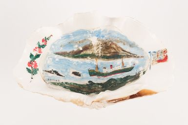 Clamshell, painted 'Matua'