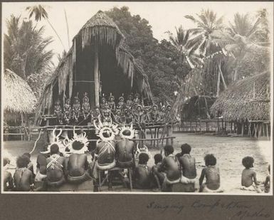 Singing competition, Mekeo / Frank Hurley