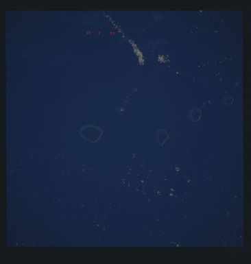 S45-617-024 - STS-045 - STS-45 earth observations