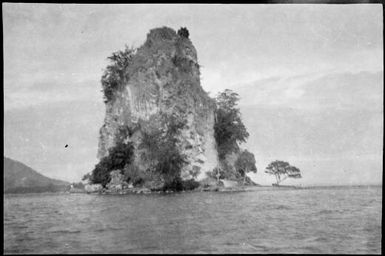 View of the Beehives, Rabaul Harbour, New Guinea, ca. 1929 / Sarah Chinnery