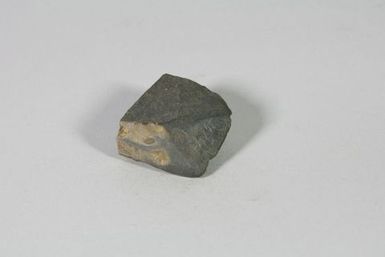 To‘i ma‘a (stone adze) fragment