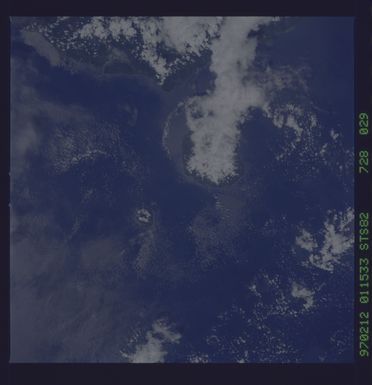 STS082-728-029 - STS-082 - Earth observations taken from shuttle orbiter Discovery during STS-82 mission