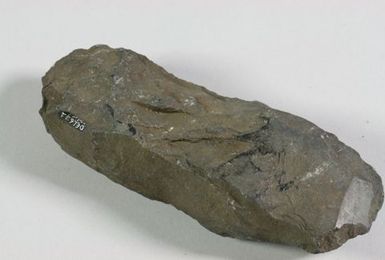 To'i ma'a (stone adze blade)