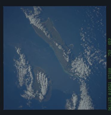 STS080-759-059 - STS-080 - Earth observations taken from Space Shuttle Columbia during STS-80 mission