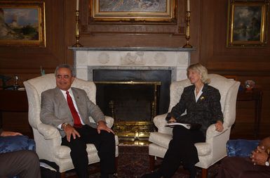 Secretary Gale Norton meeting with the Governor of American Samoa, Togiola Tulafono, left, at Department of Interior headquarters