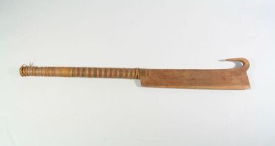 Nifo'oti (cane knife)