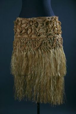 Pāreu kiri'au (Hula Skirt)