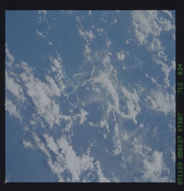 STS087-712-024 - STS-087 - Earth observations taken from shuttle orbiter Columbia during STS-87 mission