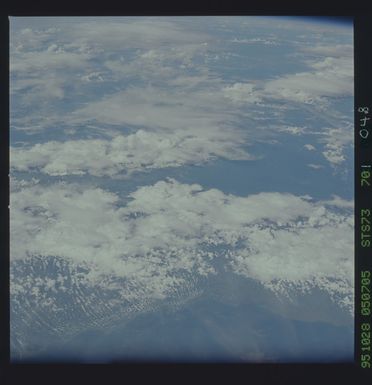 STS073-701-048 - STS-073 - Earth observations taken from shuttle orbiter Columbia