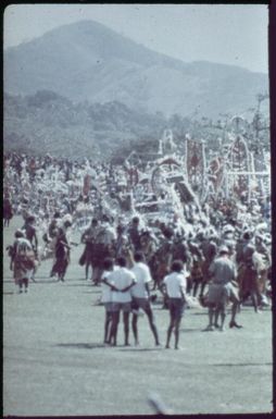 Decorative dancing at the Independence Day Celebration (8) : Port Moresby, Papua New Guinea, 1975 / Terence and Margaret Spencer