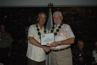 [Assignment: 48-DPA-09-28-08_SOI_K_NPS_Vol_AZ] President's Call to Service Award ceremony and reception for volunteers at the U.S.S. Arizona Memorial, Pearl Harbor, Honolulu, Hawaii, with Secretary Dirk Kempthorne [joining the National Park Service's Chief Historian for the Memorial, Daniel Martinez, among the dignitaries on hand] [48-DPA-09-28-09_SOI_K_NPS_Vol_AZ_IOD_4639.JPG]