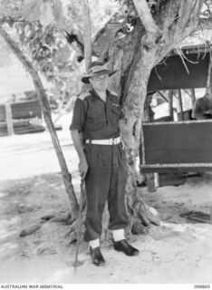 FAURO ISLAND, BOUGAINVILLE AREA. 1945-11-12. LIEUTENANT COLONEL H.L.E. DUNKLEY, COMMANDING OFFICER, 7 INFANTRY BATTALION