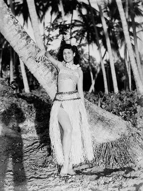 [Portrait of woman in Tahitian costume]