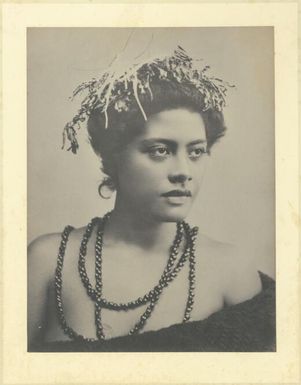 [Tongan belle, ca. 1897, 4]