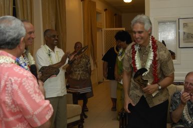 [Assignment: 48-DPA-SOI_K_Amer_Sam] Pacific Islands Tour: Visit of Secretary Dirk Kemmpthorne [and aides] to American Samoa, U.S. Territory [48-DPA-SOI_K_Amer_Sam__DI15502.JPG]