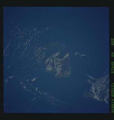 S48-84-083 - STS-048 - Earth observations taken during the STS-48 mission