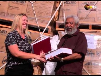 NSW Justice Dept & ICAC donate law books to PNG Law & Justice Sector