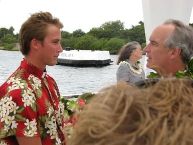 [Assignment: 48-DPA-12-6-06_K_CPix_Kemp_HI] Visit of Secretary Dirk Kempthorne [and aides] to Pearl Harbor, Honolulu, Hawaii [for commemorative events on the 65th anniversary of the Japanese attack] [48-DPA-12-6-06_K_CPix_Kemp_HI_IMG_0234.JPG]
