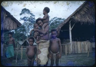 Native patient & family, Saiho, 1951 / Albert Speer