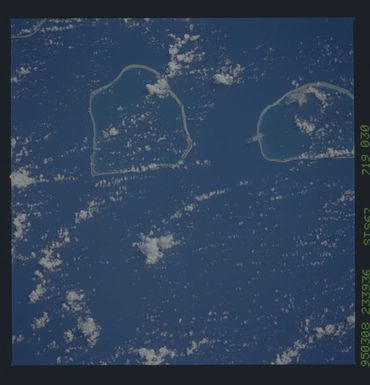 STS067-719-030 - STS-067 - Earth observations taken from shuttle orbiter Endeavour during STS-67 mission