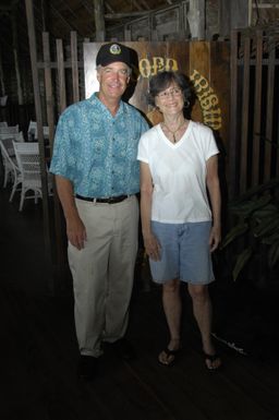 [Assignment: 48-DPA-SOI_K_Pohnpei_6-10-11-07] Pacific Islands Tour: Visit of Secretary Dirk Kempthorne [and aides] to Pohnpei Island, of the Federated States of Micronesia [48-DPA-SOI_K_Pohnpei_6-10-11-07__DI14175.JPG]