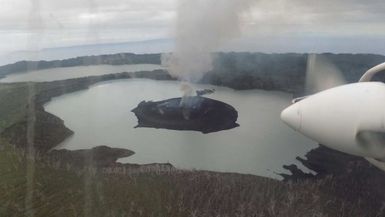 Volcano threatening Vanuatu's Ambae Island pollutes water supply