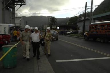 [Assignment: 48-DPA-SOI_K_Amer_Sam] Pacific Islands Tour: Visit of Secretary Dirk Kemmpthorne [and aides] to American Samoa, U.S. Territory [48-DPA-SOI_K_Amer_Sam__DI15407.JPG]