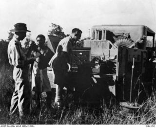 ANOTHER ILLUSTRATION OF PORTABLE RECORDING EQUIPMENT USED DURING THE NEW GUINEA CAMPAIGN. THIS RECORDING GEAR WENT THROUGH THE FIRST AND SECOND LIBYAN CAMPAIGNS, AS WELL AS GREECE AND SYRIA BEFORE ..