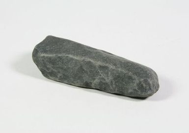 To'i ma'a (stone adze blade)