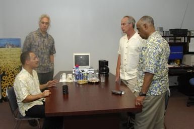 [Assignment: 48-DPA-SOI_K_Saipan_6-5-07] Pacific Islands Tour: Visit of Secretary Dirk Kempthorne [and aides] to Saipan Island, of the Commonwealth of the Northern Mariana Islands [48-DPA-SOI_K_Saipan_6-5-07__DI10774.JPG]