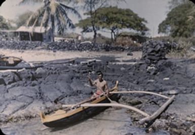 Hawaii--Man in canoe--1926