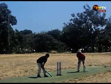 LIKLIK CRICKET SMASH