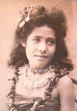 Portrait of an unknown young Samoan girl
