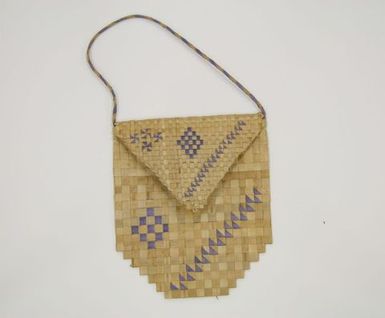 Kete pāpā (satchel)