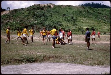 Football game (Arawa?) (1) : Bougainville Island, Papua New Guinea, April 1971 / Terence and Margaret Spencer