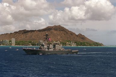 DN-SC-97-00774...PACIFIC OCEAN OFF OAHU, HAWAII...1 Sep 1995......The guided missile destroyer USS JOHN S. McCAIN (DDG-56) passes Diamond Head as part of a parade of ships during the 50th anniversary of B-J Day in celebration of the end of the World War II. The McCAIN is named for one of the admirals who was in command of the fast carrier task forces of World War II