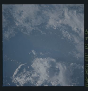 S27-46-024 - STS-027 - STS-27 earth observations