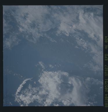 S27-46-024 - STS-027 - STS-27 earth observations