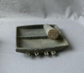 Gyöngyosztályozó tál