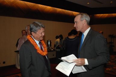 [Assignment: 48-DPA-09-29-08_SOI_K_Isl_Conf_AM] Insular Areas Health Summit [("The Future of Health Care in the Insular Areas: A Leaders Summit") at the Marriott Hotel in] Honolulu, Hawaii, where Interior Secretary Dirk Kempthorne [joined senior federal health officials and leaders of the U.S. territories and freely associated states to discuss strategies and initiatives for advancing health care in those communinties [48-DPA-09-29-08_SOI_K_Isl_Conf_AM_DOI_0395.JPG]