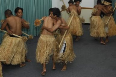 [Assignment: 48-DPA-SOI_K_Majuro_6-11-12-07] Pacific Islands Tour: Visit of Secretary Dirk Kempthorne [and aides] to Majuro Atoll, of the Republic of Marshall Islands [48-DPA-SOI_K_Majuro_6-11-12-07__DI14534.JPG]