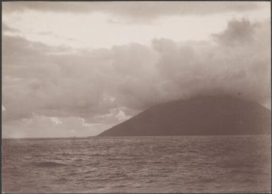 Merelava before sunrise, Banks Islands, 1906 / J.W. Beattie