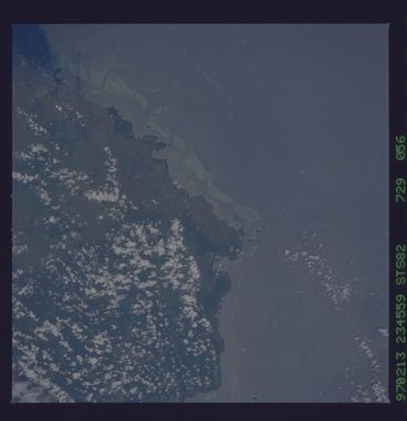 STS082-729-056 - STS-082 - Earth observations taken from shuttle orbiter Discovery during STS-82 mission