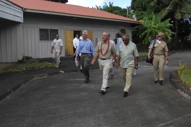 [Assignment: 48-DPA-SOI_K_Amer_Sam] Pacific Islands Tour: Visit of Secretary Dirk Kemmpthorne [and aides] to American Samoa, U.S. Territory [48-DPA-SOI_K_Amer_Sam__DI15156.JPG]