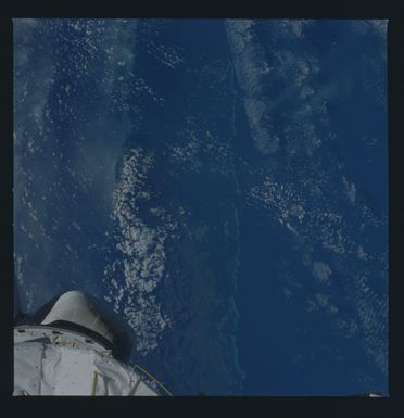 51B-44-001 - STS-51B - 51B earth observation