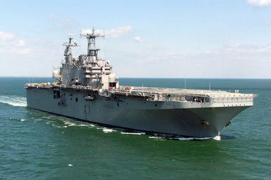 Starboard bow view of the US Navy (USN) TARAWA CLASS: Amphibious Assault Ship USS SAIPAN (LHA 2) underway off the coast of Virginia Beach