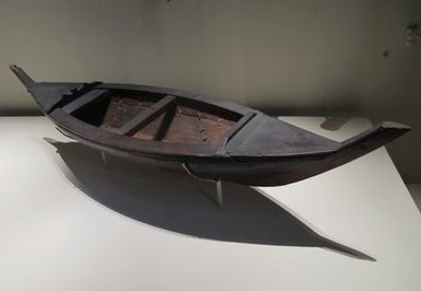 canoe, model