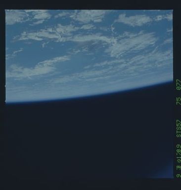 STS057-75-077 - STS-057 - Earth observations during STS-57